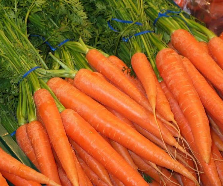 Prepara este nutritivo atole de zanahoria