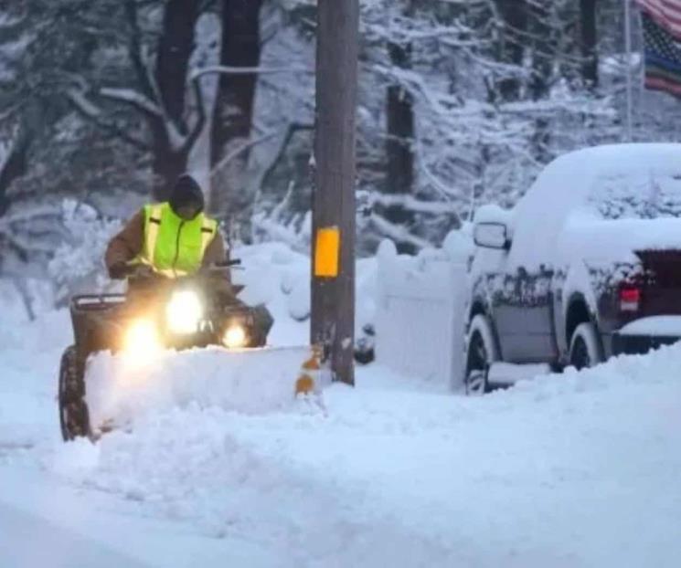 Dejan tormentas de nieve un saldo de 43 muertos en Estados Unidos