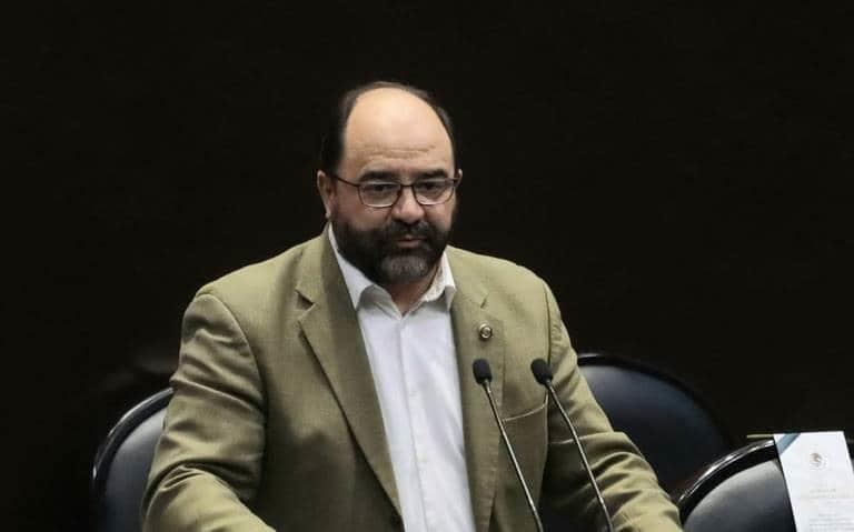 AMLO es cómplice de los negocios de sus hijos: senador Álvarez Icaza