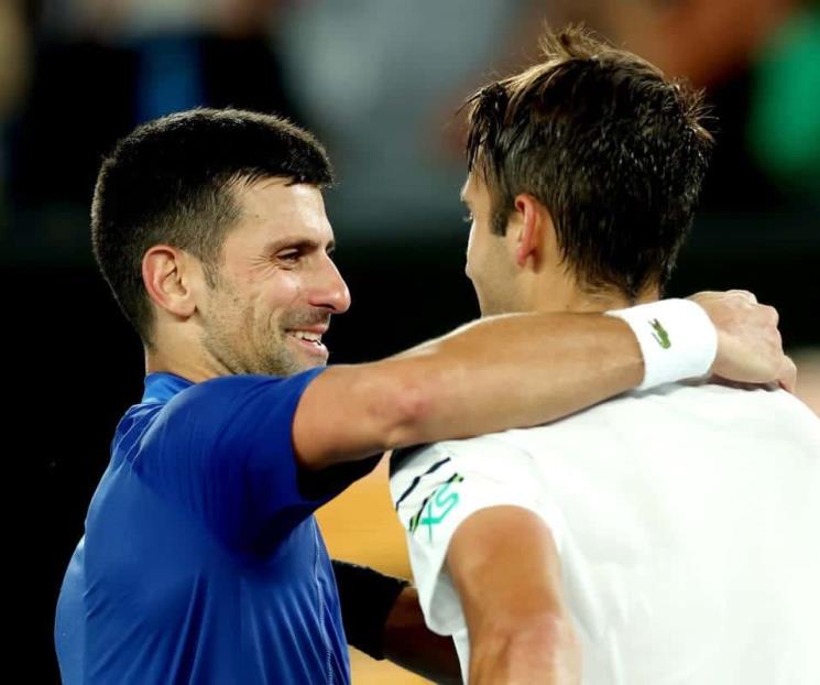 Avanza Novak Djokovic a la cuarta ronda del Abierto de Australia 