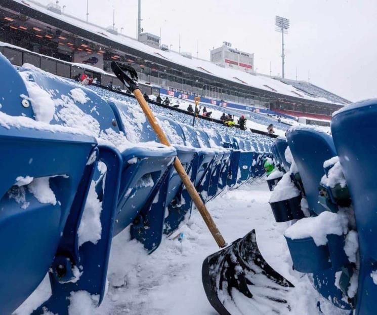 Piden Bills ayuda a fans para remover nieve de su estadio