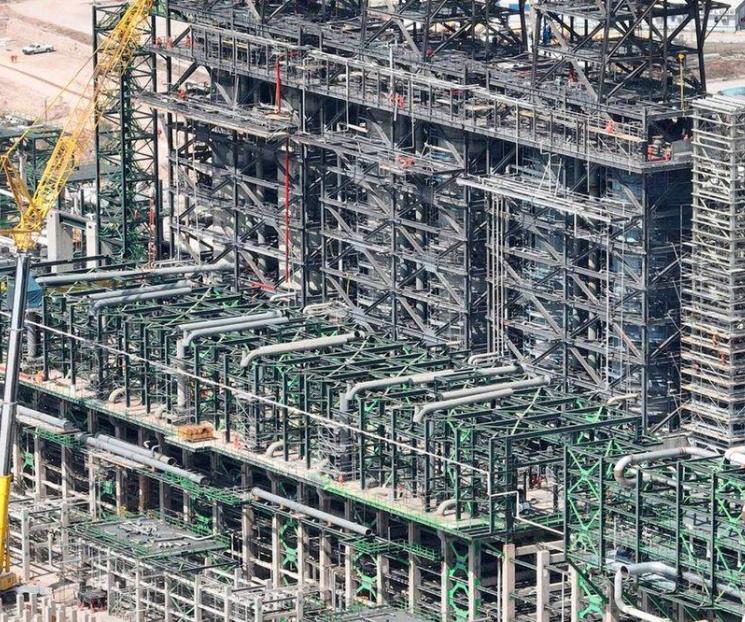 Refinería Olmeca iniciará procesos de diésel y gasolinas en marzo