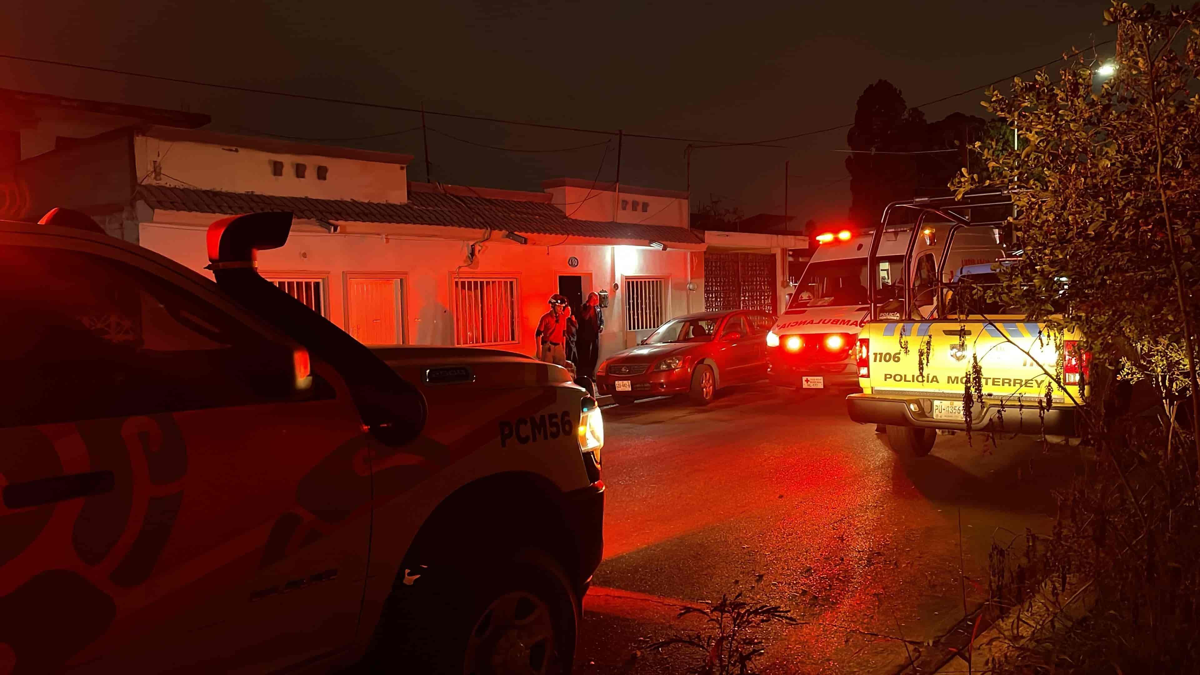 En el momento en que llegaba a su domicilio, un hombre fue lesionado con un machete, presuntamente por su vecino, la madrugada de ayer en la Colonia Asarco, en Monterrey.