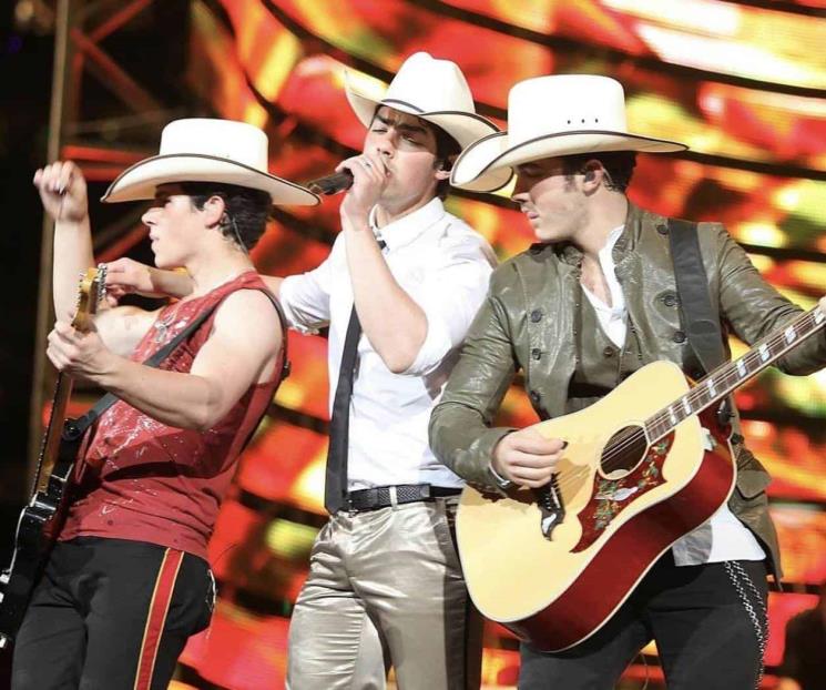 Confirma Jonas Brothers nueva fecha para concierto en Monterrey