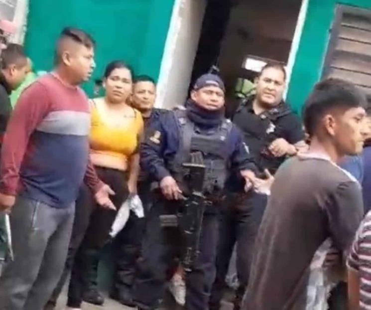 Golpean vecinos a ladrones de El Carmen; policías intervienen