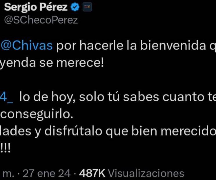 Felicita Checo Pérez al Chicharito por volver a las Chivas