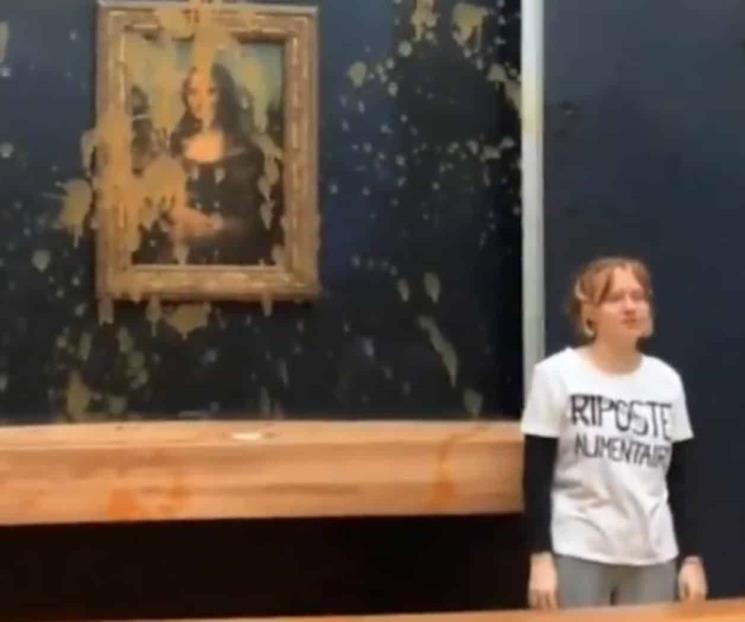 Arrojan activistas sopa a la Mona Lisa en el Museo de Louvre
