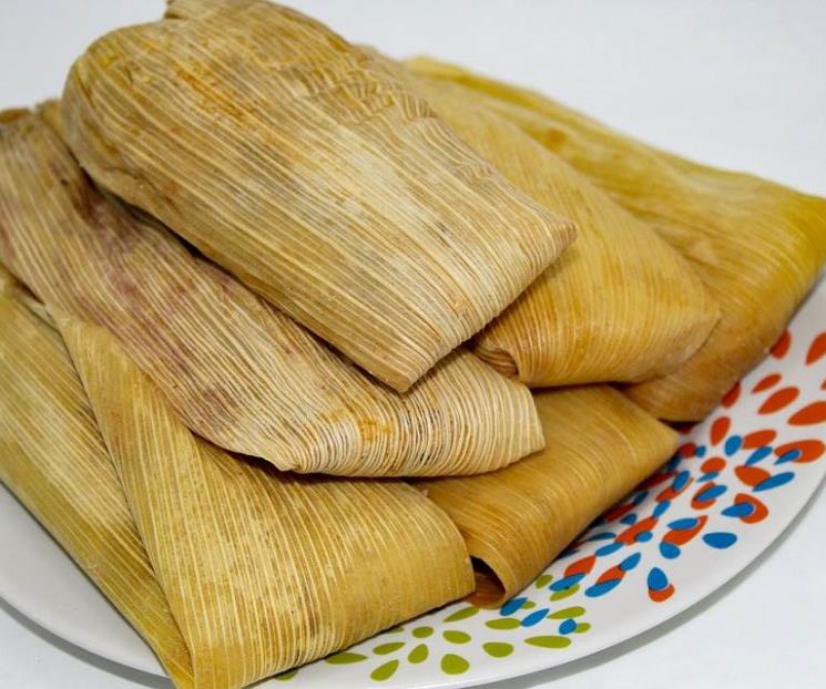 ¿Qué pasa si comes tamales crudos?