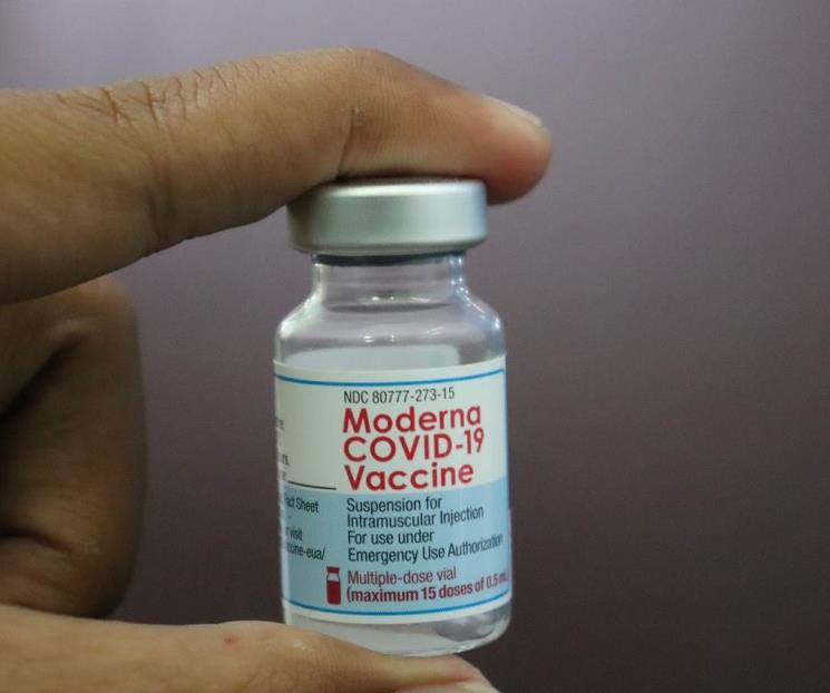 Farmacias Benavides también vende vacuna de Moderna antiCovid