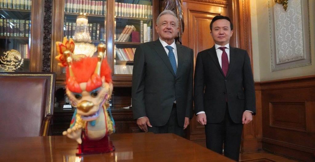 Se reúne AMLO con el embajador de China