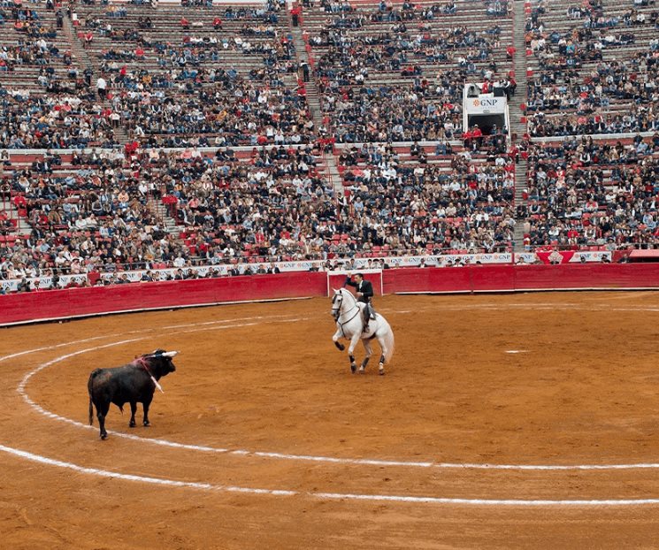 Mueven fecha de suspension de corridas de toros en Plaza México