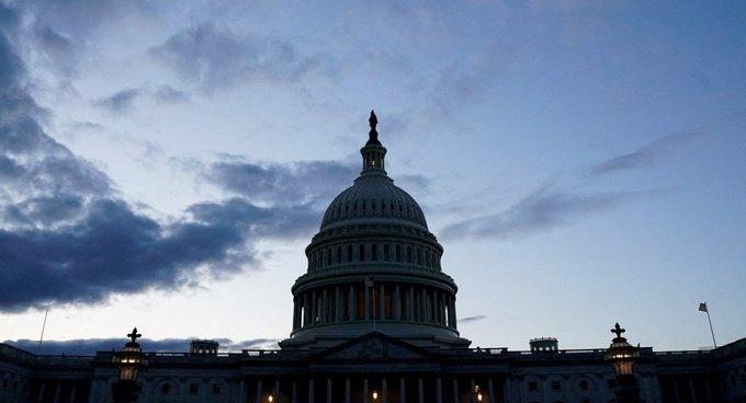 Senado de Estados Unidos aprueba paquete de ayuda a Ucrania