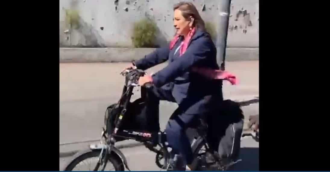 Llega a INE en bicicleta a registrarse como candidata a Presidencia