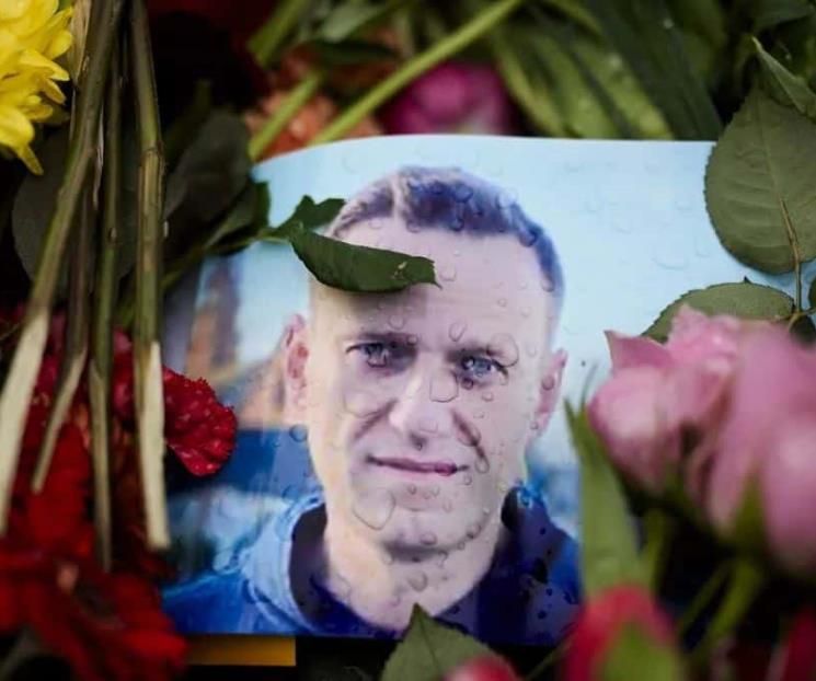 Entregan el cuerpo de Navalny a su madre