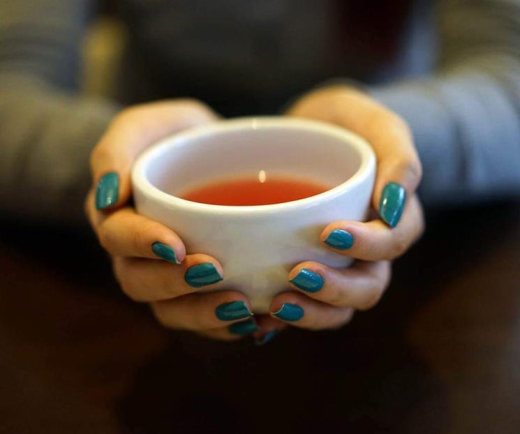 Descubre los increíbles beneficios de tomar té de epazote