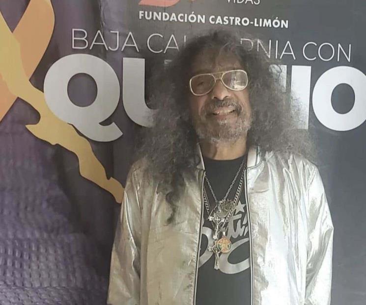 Hospitalizan al guitarrista Javier Bátiz por una neumonía