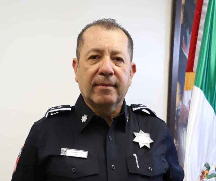 Toma protesta Miguel Treviño a nuevo director de la Policía