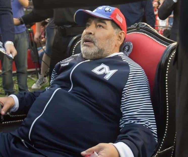 Investigan causas reales de la muerte de Maradona