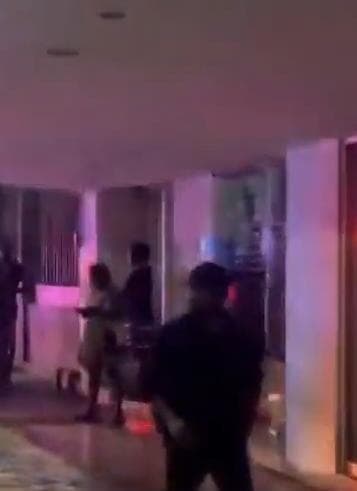 Un hombre de origen haitiano, fue lesionado mientras dormía por un migrante con el que había tenido una riña horas antes, ayer en unos departamentos del centro de Monterrey.