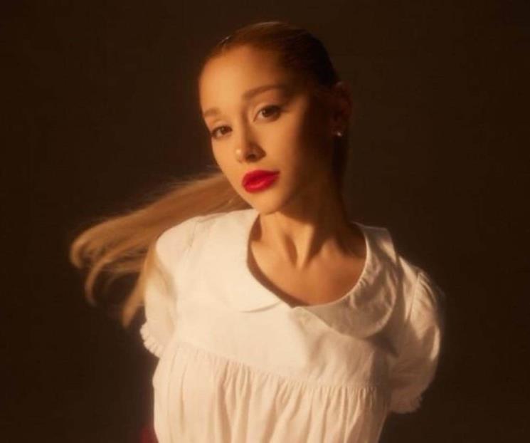 Ariana Grande lanza Eternal Sunshine y estallan las redes