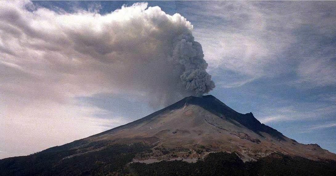 Volcán Popocatépetl: Cae ceniza en 12 municipios de Puebla