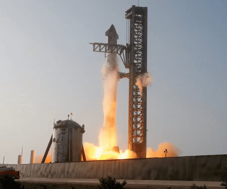 La Starship de SpaceX se supera con un vuelo histórico