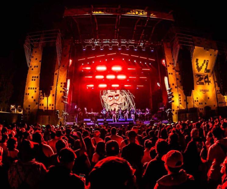 Encienden bandas y artistas el primer día del Vive Latino 2024