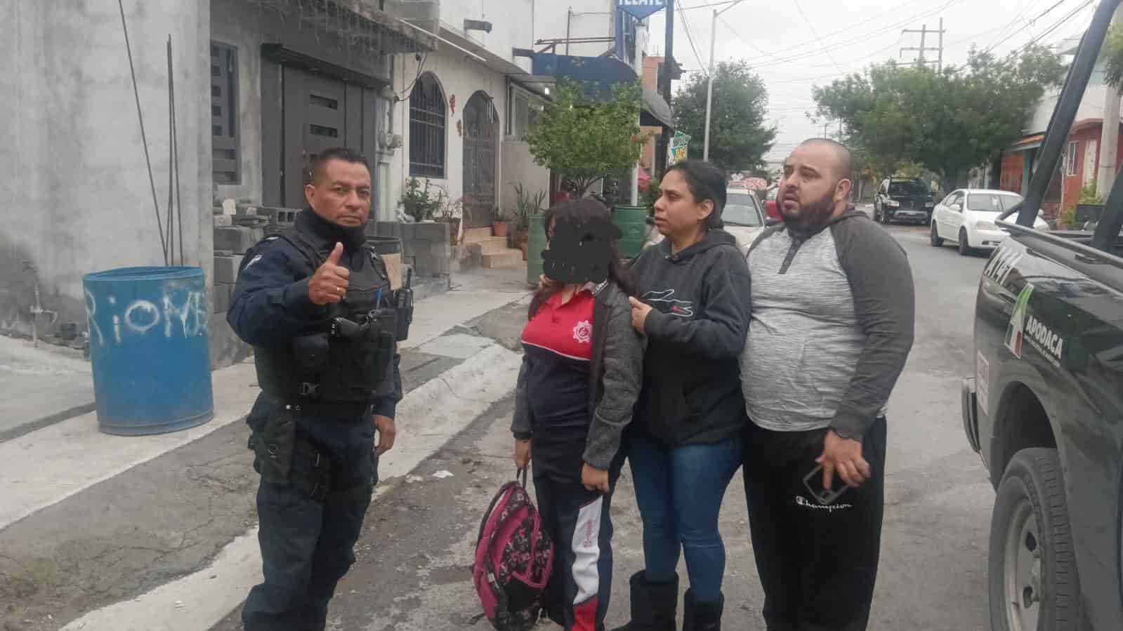 Guardias de Proximidad del municipio de Apodaca localizaron a una joven estudiante de secundaria cuyos padres reportaron como desaparecida ante la corporación el lunes pasado.