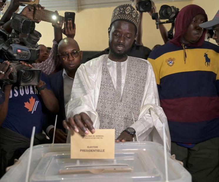 Elige Senegal nuevo presidente después de años de crisis