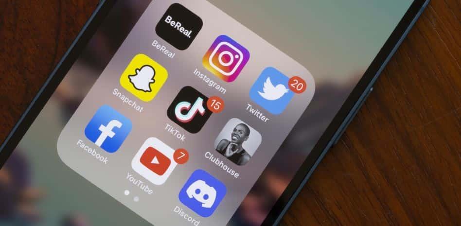 Escuelas de Canadá demandan a TikTok, Facebook, Instagram y Snapchat