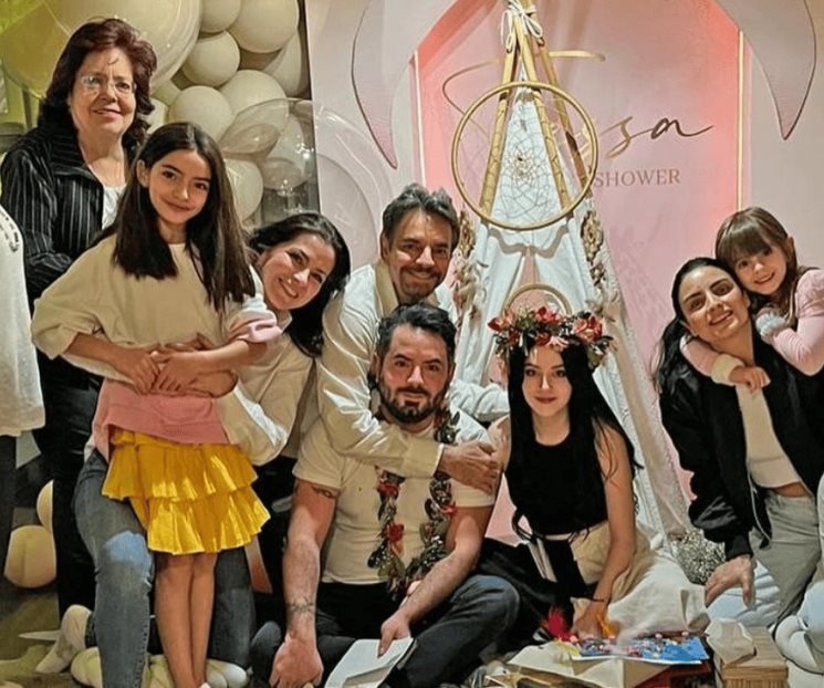 Celebran Eduardo Derbez y Paola Dalay baby shower de su primer hija