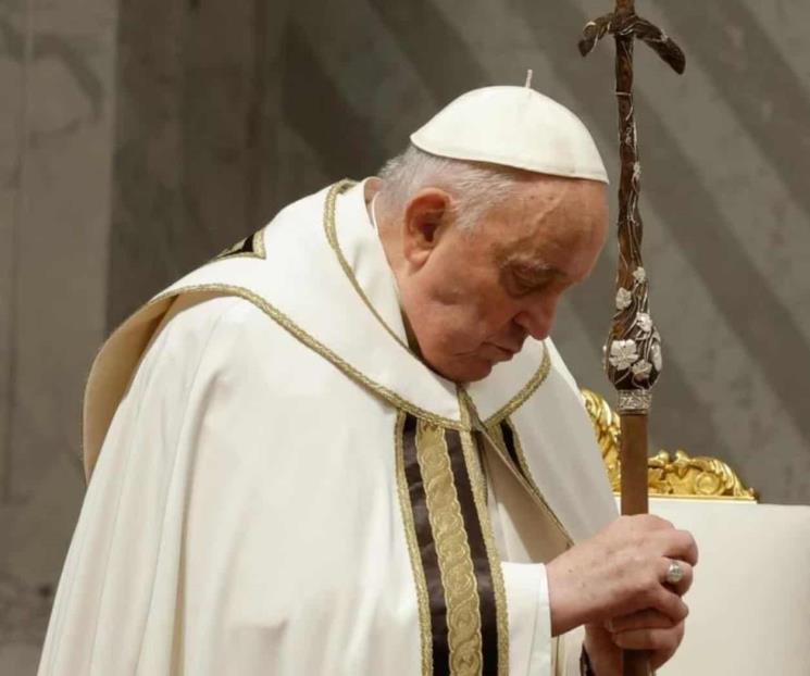 Dirige Papa Francisco misa de Viernes Santo