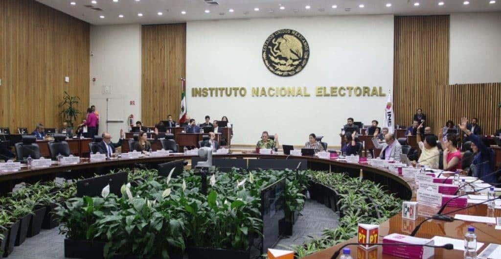 INE multa a partidos con 21 mdp por irregularidades