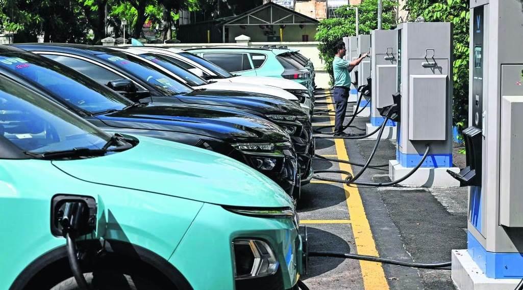 Producción de autos eléctricos recibe 5.6 mil mdd en el país