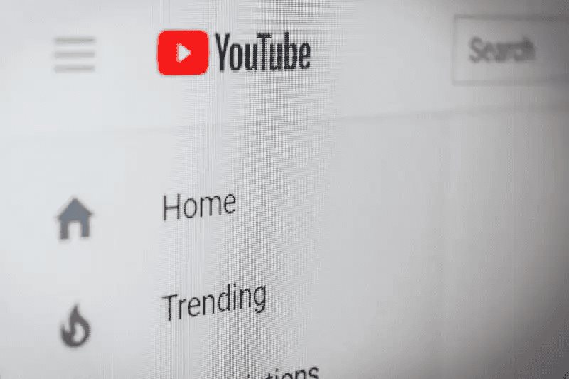YouTube lanza una advertencia a OpenAI