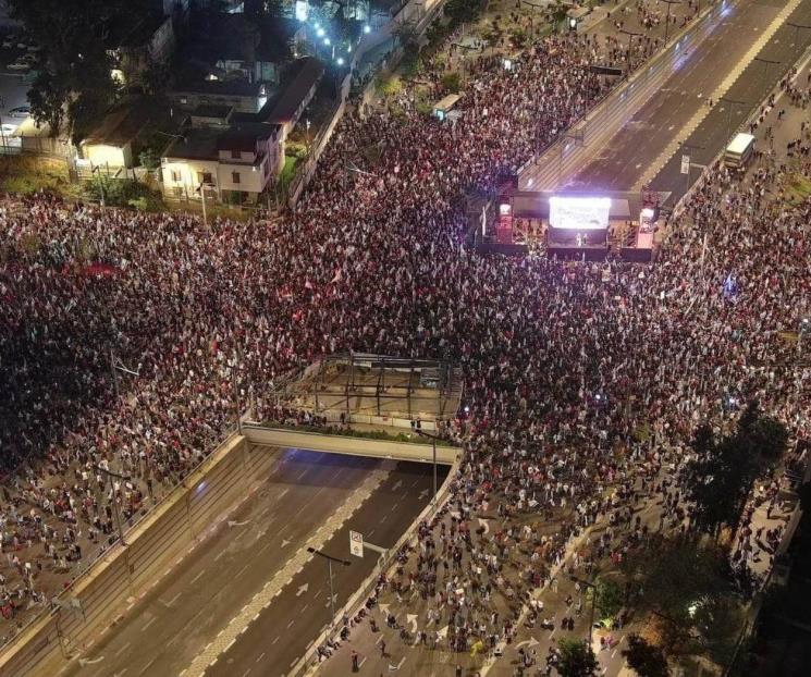 Protestan miles de israelíes contra Netanyahu en marchas de Tel Aviv