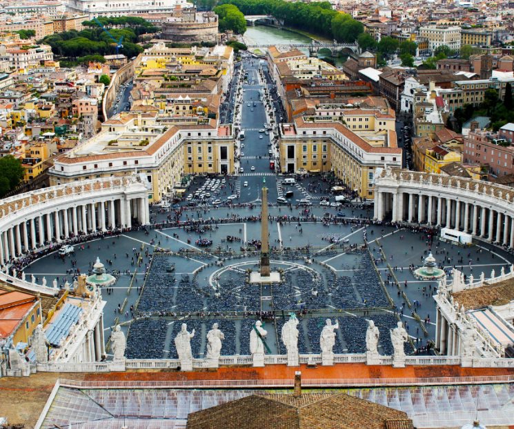 Condena el Vaticano el aborto y el cambio de sexo