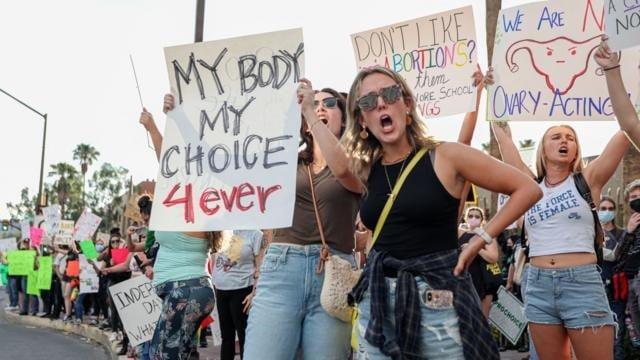 Restablece Arizona prohibir el aborto