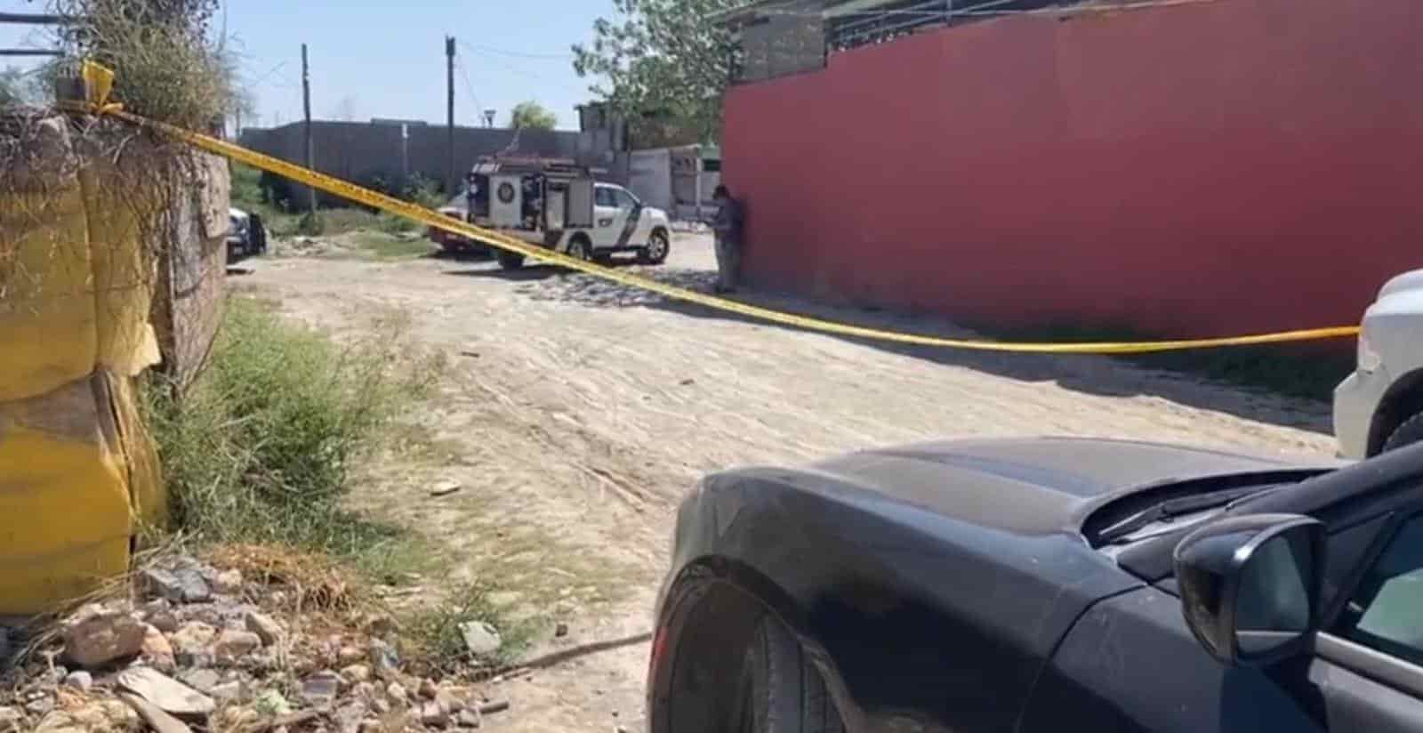 De al menos cuatro balazos fue ejecutado un hombre en un domicilio de la Colonia Los Valles, municipio de Juárez.