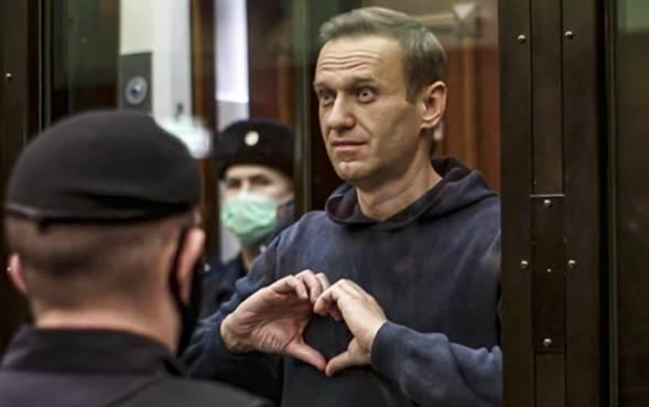 Publicarán en octubre memorias de Alexei Navalny