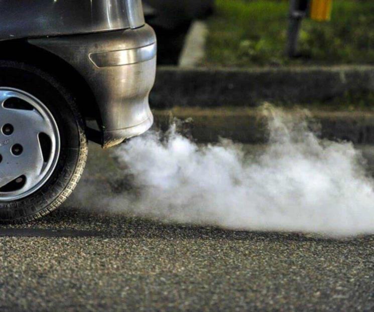 Topes generan más gasto de gasolina y más contaminación: Estudio