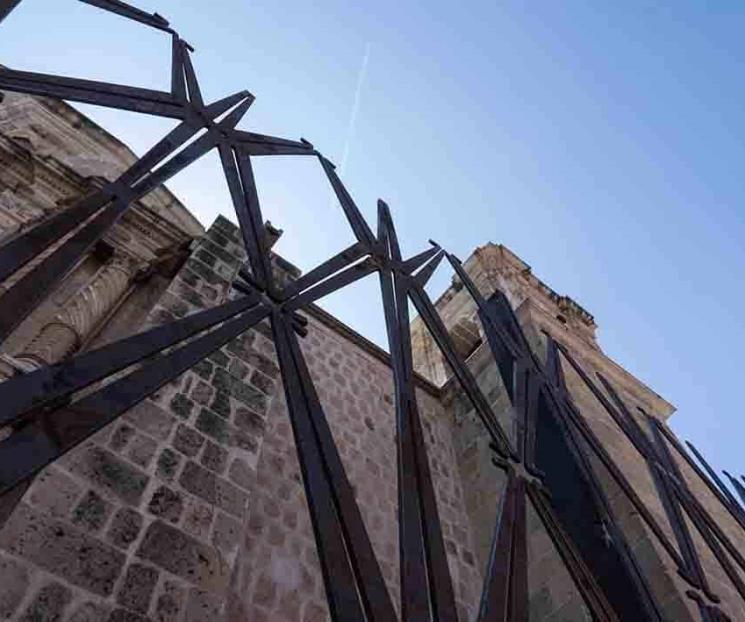 Rodea obra póstuma de Toledo iglesia oaxaqueña