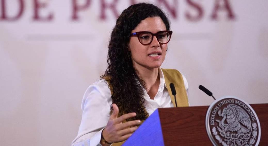 Luisa María Alcalde reconoce error en dictamen sobre pensiones