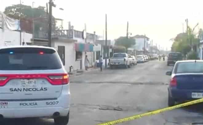 Un domicilio y dos vehículos fueron baleados ayer en el municipio de San Nicolás, sin que se reportaran personas lesionadas.