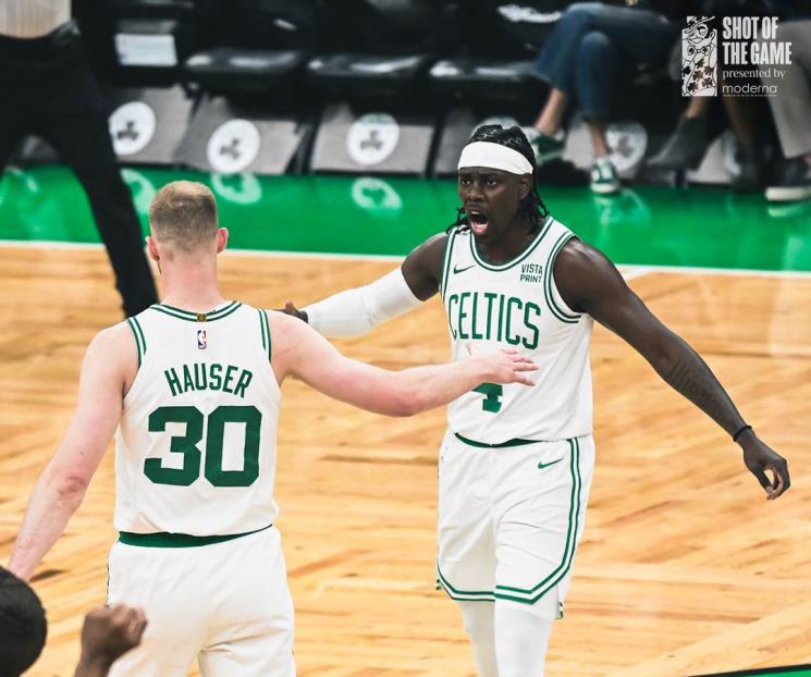 Celtics vence al Heat y lideran 1-0 su serie
