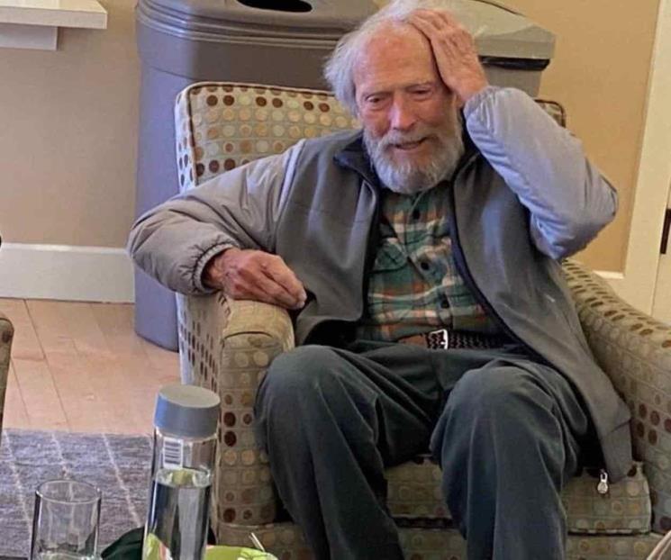 Clint Eastwood reaparece en público tras filmar nueva película