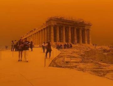 Cubre nube de polvo del Sahara a Grecia y la tiñe de naranja