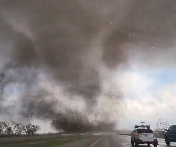 Azotan tornados el este de Nebraska dejando a su paso varios heridos