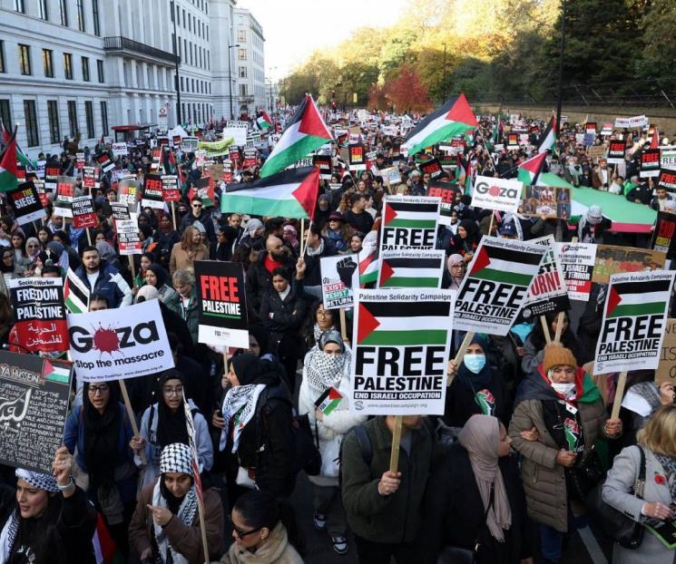 Protestan en las calles de Londres para un alto al fuego en Gaza