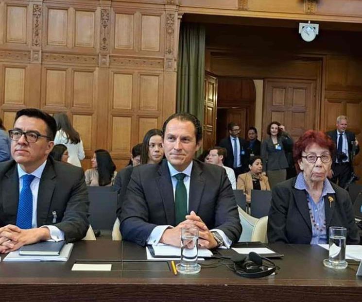México llega a la CIJ con funcionarios públicos